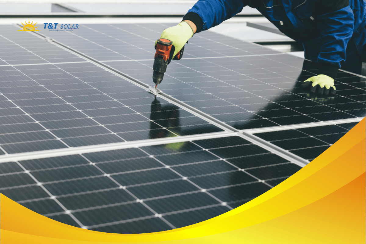 sử dụng điện mặt trời tiết kiệm