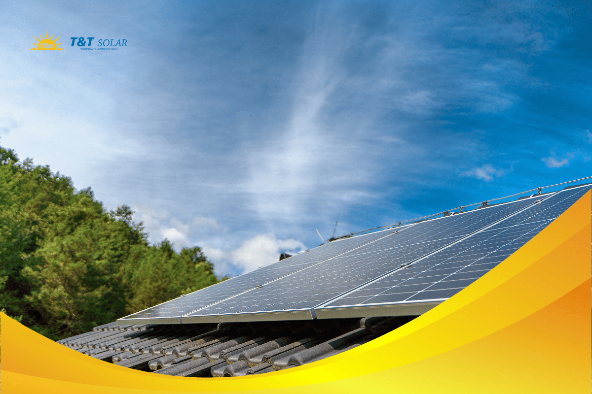 nên lắp pin mặt trời trên mái tôn hay mái ngói